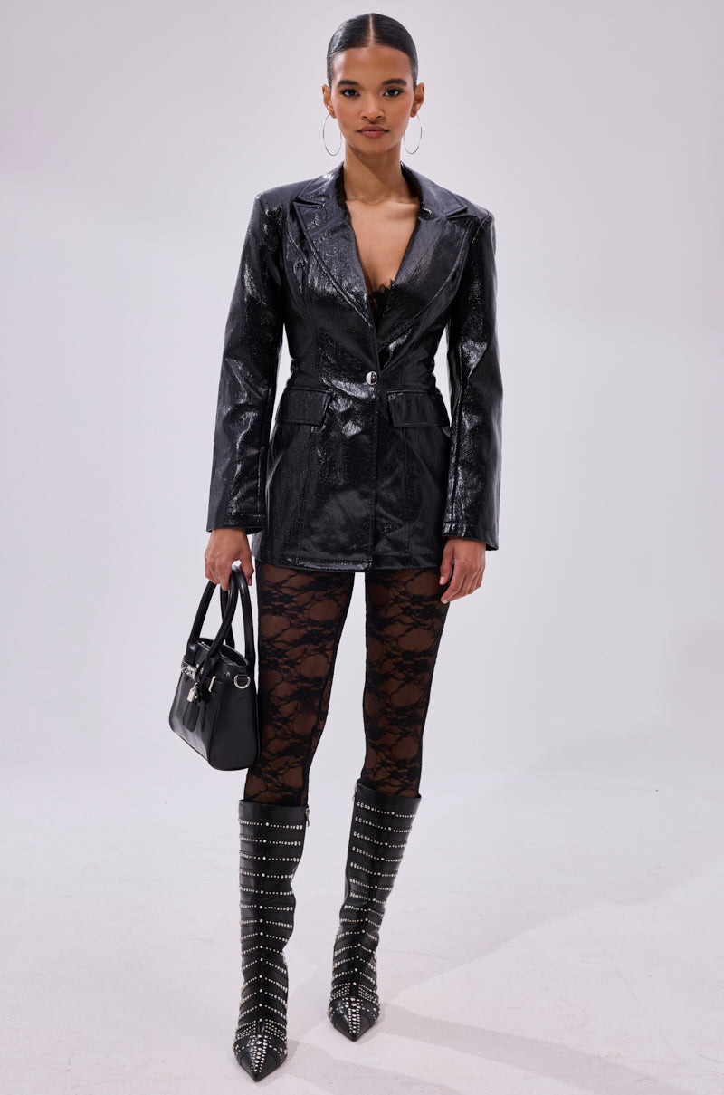 HERE FOR THE DRAMA PEBBLED BLAZER