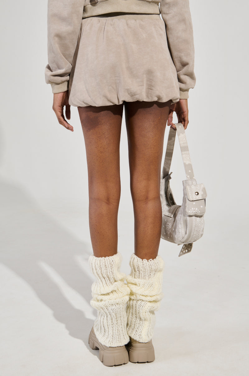 OFF-DUTY MINI SKIRT