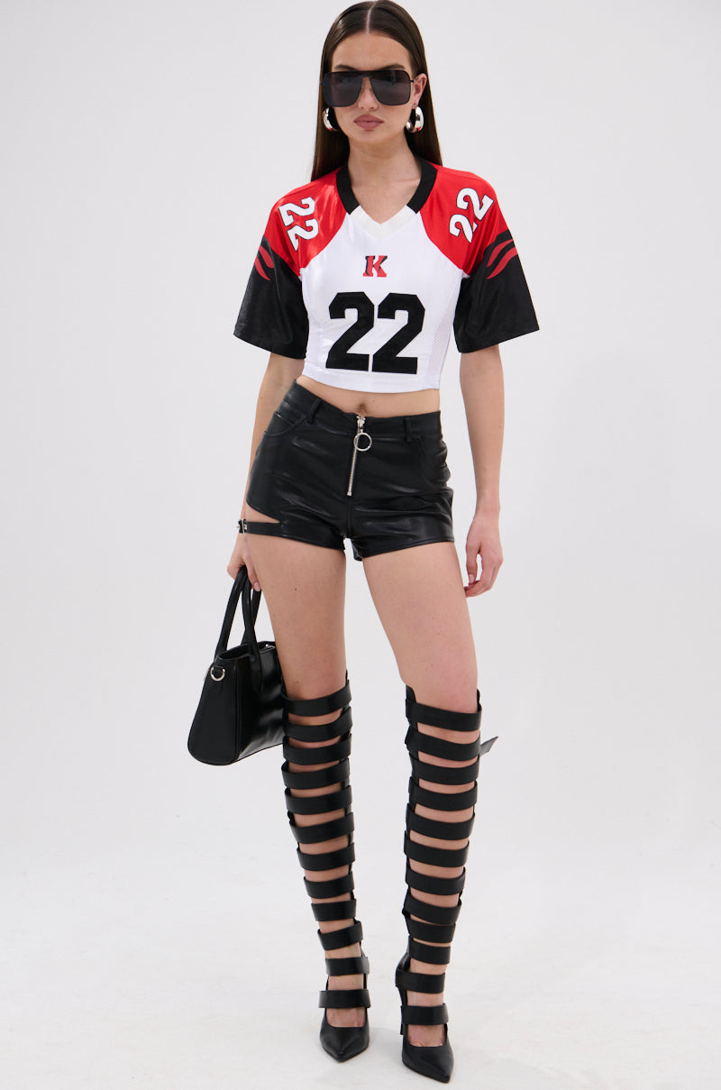 LOOKS GREAT FAUX LEATHER SHORT