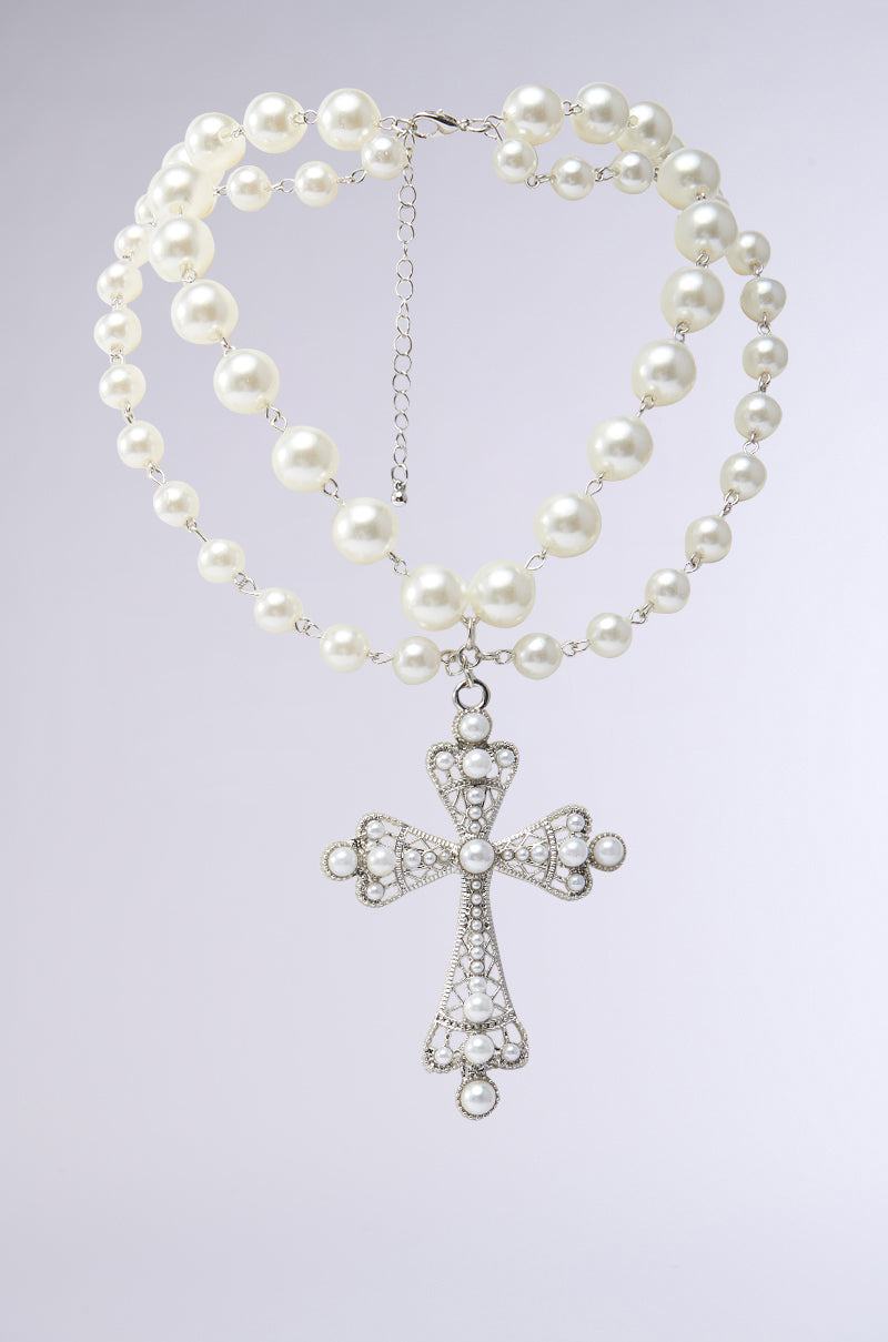 LIKE A PRAYER PEARL NECKLACE