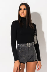 SEXY RHINESTONE FASHION SHORT