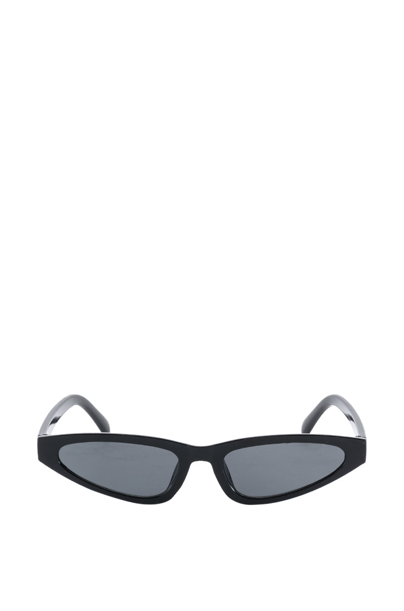 HOT DAMN SUNGLASSES IN BLACK