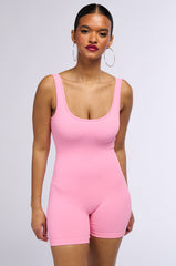 HOT GIRL WALK SLEEVELESS ROMPER IN LIGHT PINK