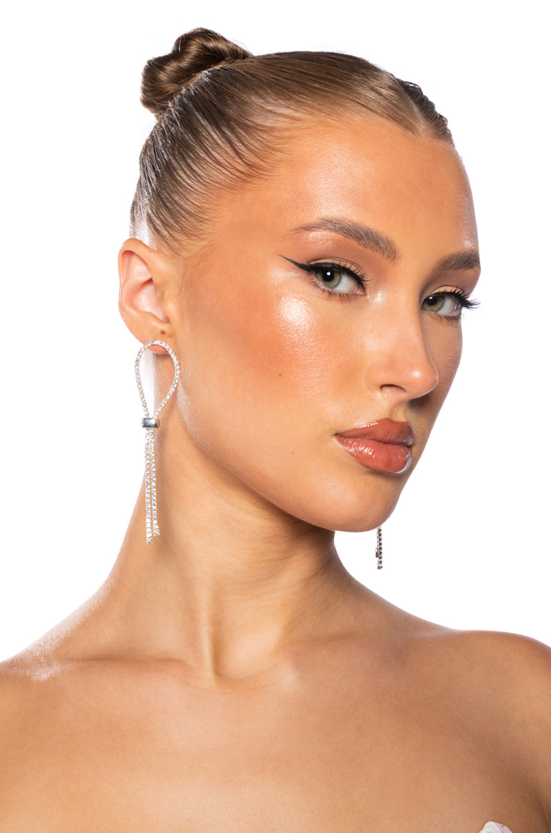 SLIDER EARRING IN SILVER