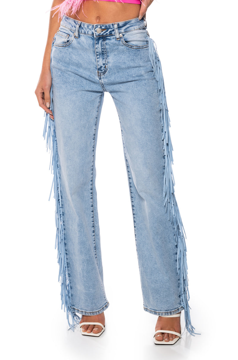 LET LOOSE FRINGE SIDE JEANS