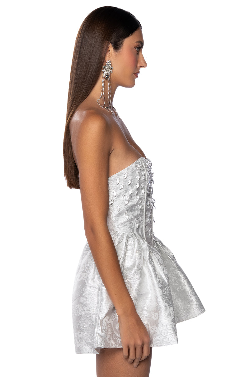 MADE YOU LOOK STRAPLESS MINI ROMPER