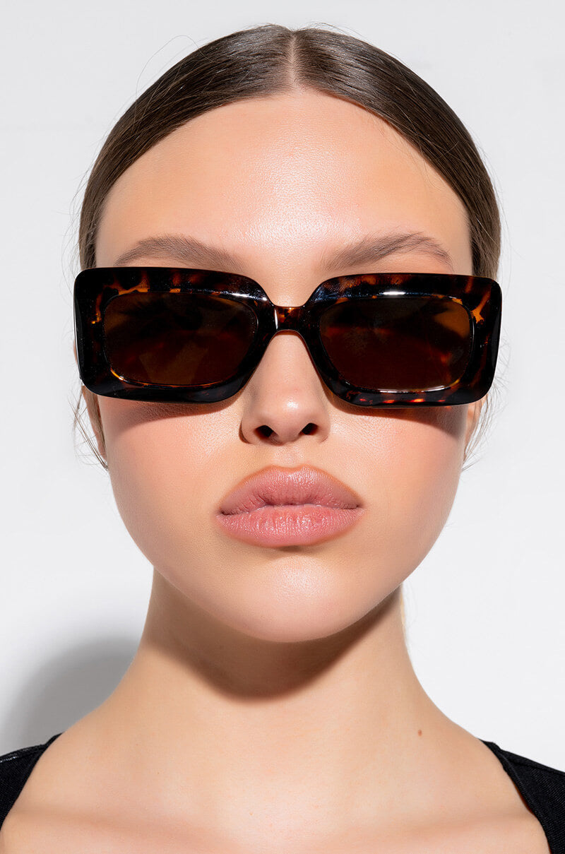 OG RECTANGLE SUNNIES