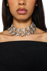 QUEEN STATUS CHOKER