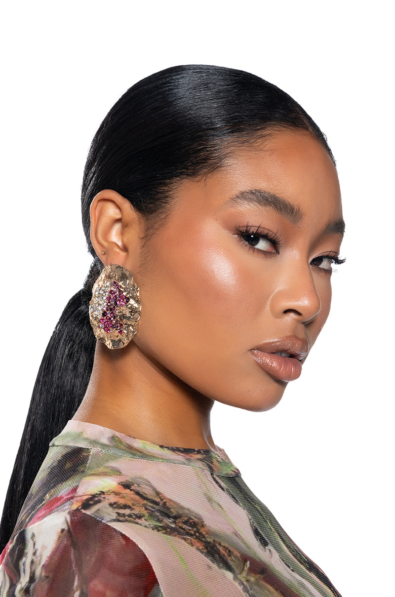 RHINESTONE EARRING