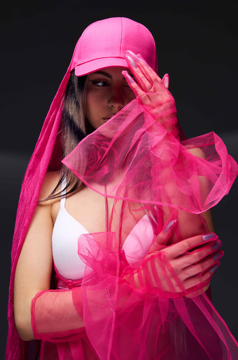 TOO CHIC RUFFLE GLOVES IN HOT PINK