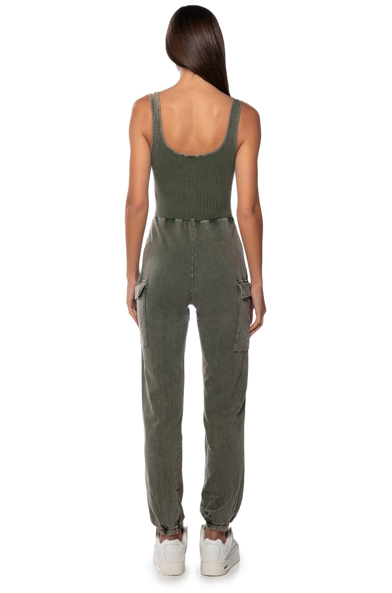 VIVIE CASUAL CARGO JUMPSUIT